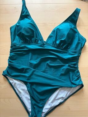 SHEIN plus size green Teal One-Piece Swimsuit with Ruched Waist